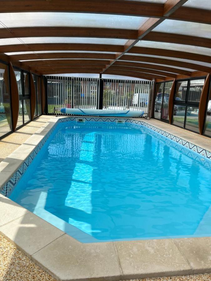 Gite Avec Piscine Lestrem Kültér fotó